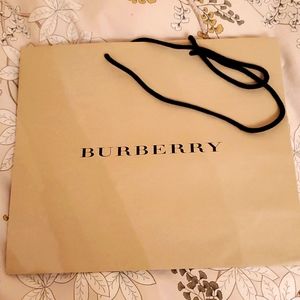 Burberry shopping bag